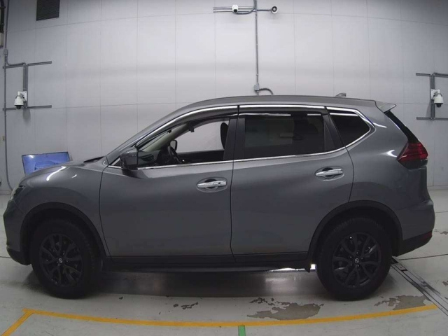 NISSAN X-TRAIL 2021