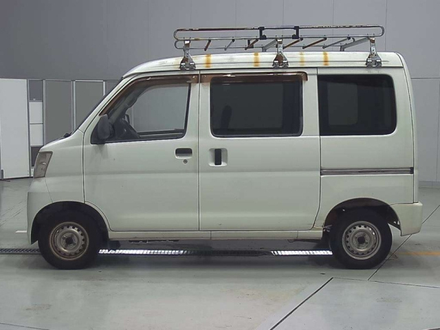 DAIHATSU HIJET VAN 2009
