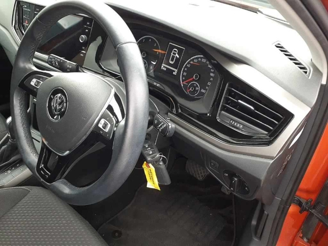 VOLKSWAGEN POLO 2018