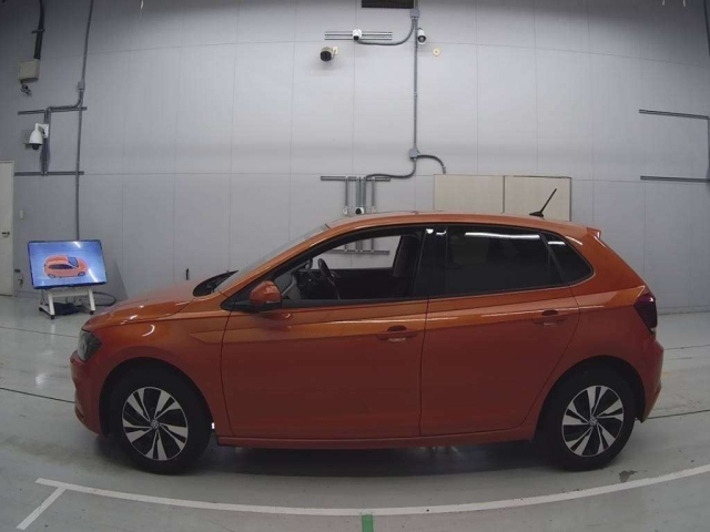 VOLKSWAGEN POLO 2018