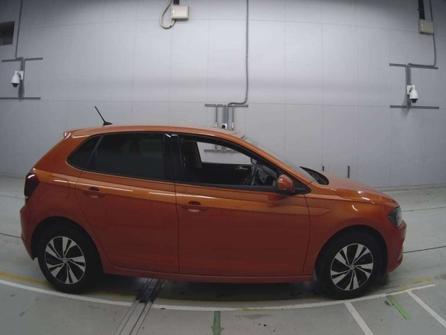 VOLKSWAGEN POLO 2018