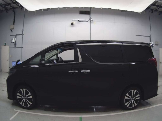 TOYOTA ALPHARD 2021