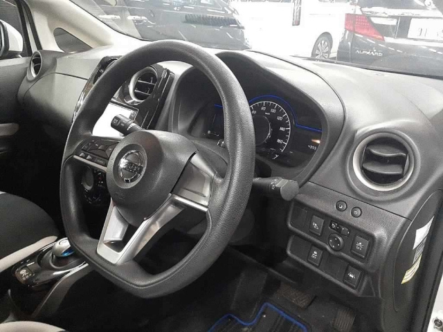 NISSAN NOTE 2019