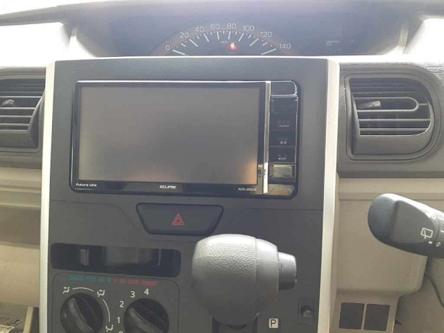 DAIHATSU TANTO 2015