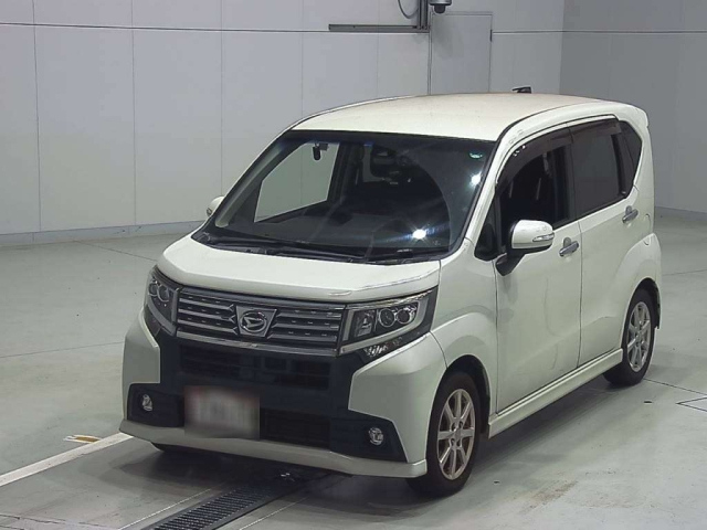 DAIHATSU MOVE 2015