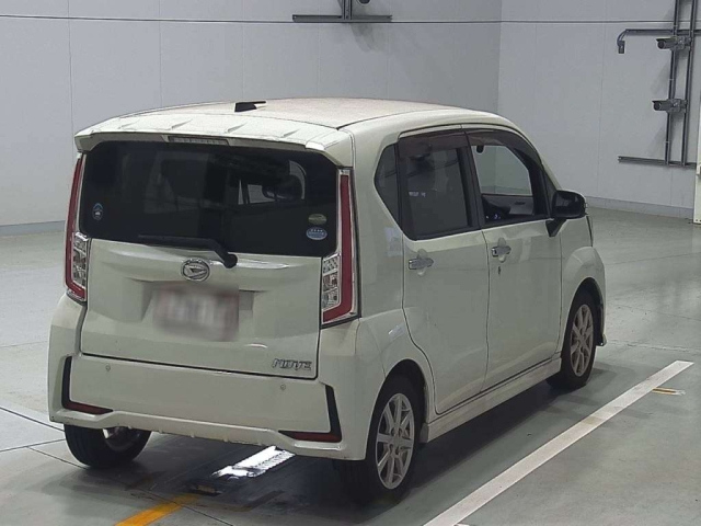 DAIHATSU MOVE 2015