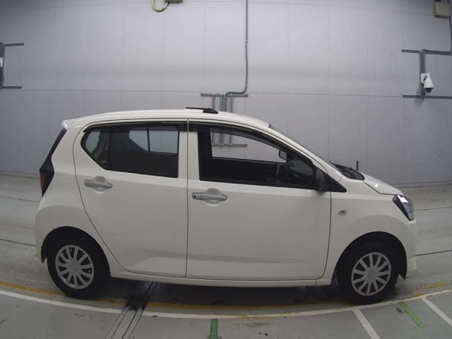 DAIHATSU MIRA E S 2020