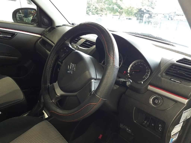 SUZUKI SWIFT 2012