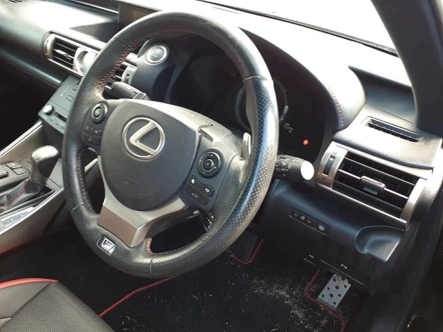 LEXUS IS 2015