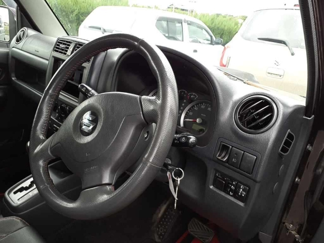SUZUKI JIMNY 2009