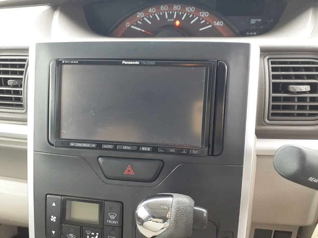 DAIHATSU TANTO 2014