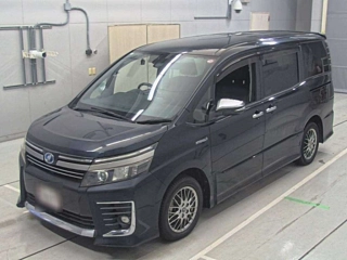 TOYOTA VOXY 2016