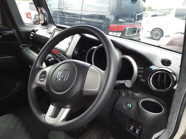HONDA N BOX 2014