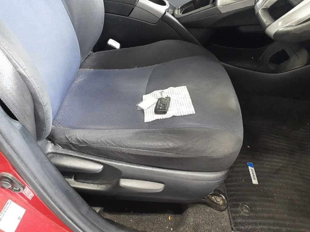 TOYOTA PRIUS 2011