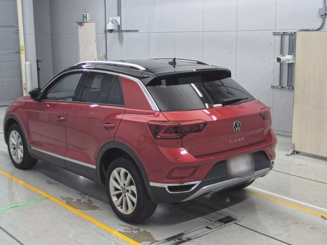 VOLKSWAGEN T-ROC 2023
