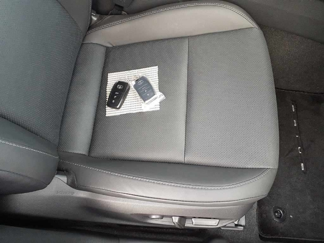 TOYOTA PRIUS 2025