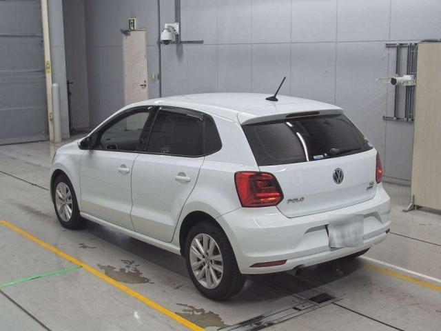 VOLKSWAGEN POLO 2017