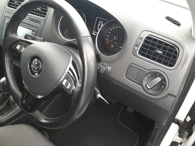 VOLKSWAGEN POLO 2017