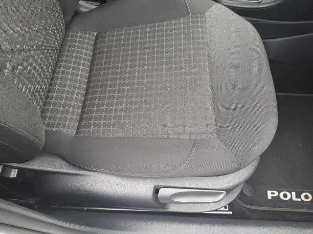 VOLKSWAGEN POLO 2017