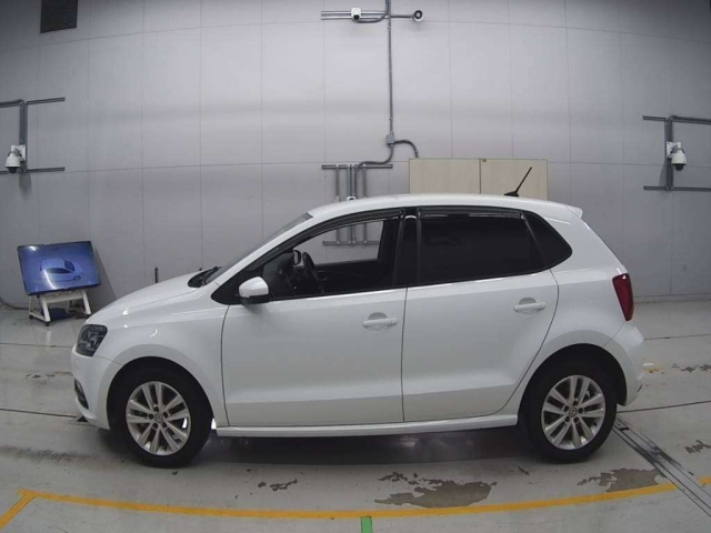VOLKSWAGEN POLO 2017