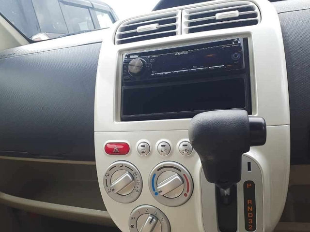 MITSUBISHI EK WAGON 2012