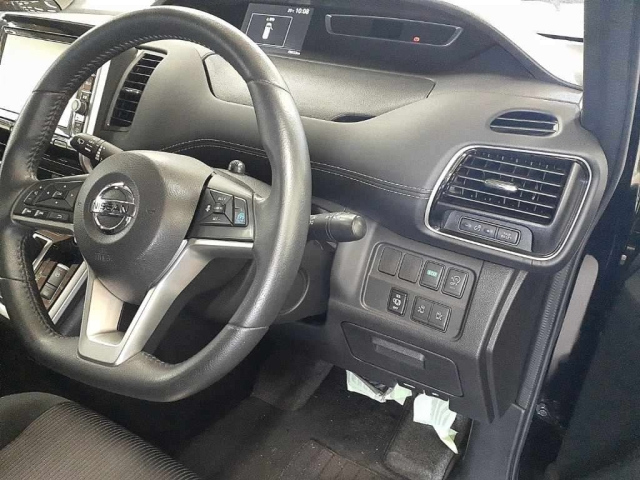 NISSAN SERENA 2016