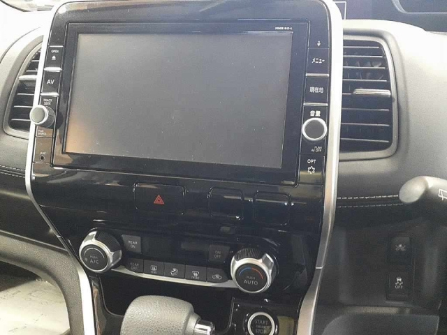 NISSAN SERENA 2016