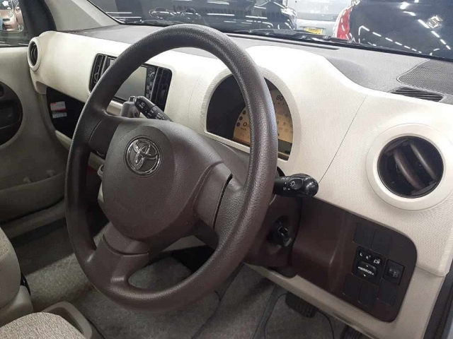 TOYOTA PASSO 2012