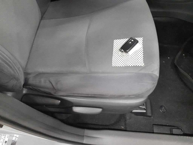 TOYOTA PRIUS ALPHA 2013