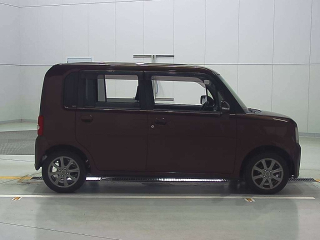 DAIHATSU MOVE CONTE 2012