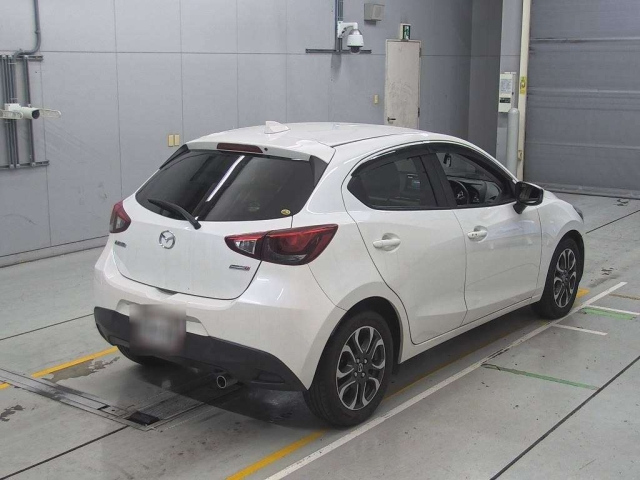 MAZDA DEMIO 2014