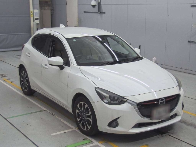 MAZDA DEMIO 2014
