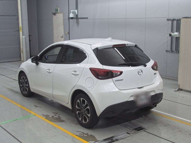 MAZDA DEMIO 2014