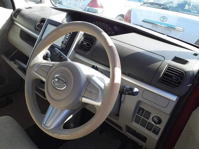 DAIHATSU TANTO 2014