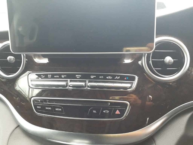 MERCEDES BENZ V CLASS 2017