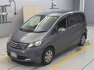 HONDA FREED 2011