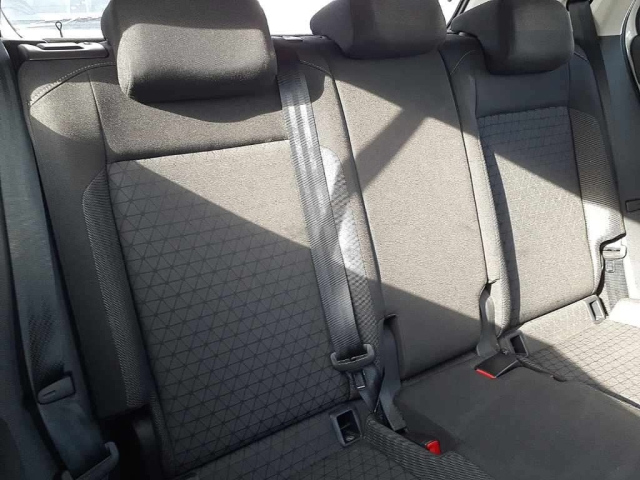 VOLKSWAGEN T-CROSS 2023
