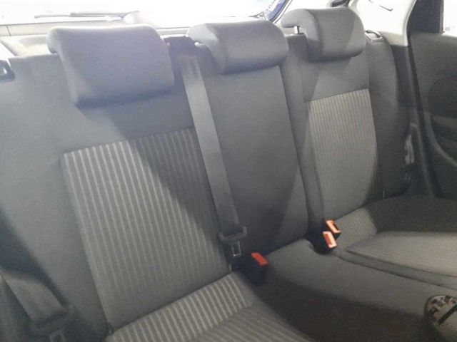 VOLKSWAGEN POLO 2013