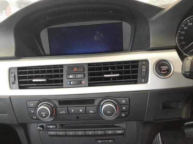 BMW 3 SERIES 2011