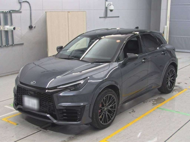 LEXUS LBX 2025
