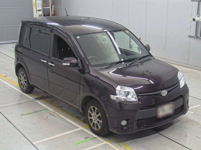 TOYOTA SIENTA 2012