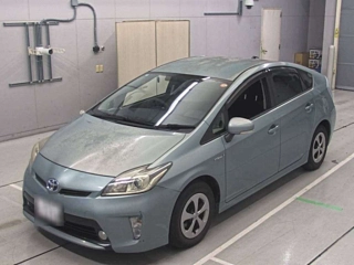 TOYOTA PRIUS 2014