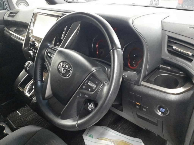TOYOTA ALPHARD 2021