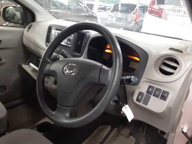 DAIHATSU MIRA E S 2014