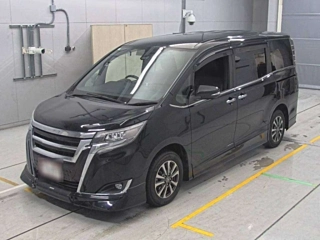 TOYOTA ESQUIRE 2018
