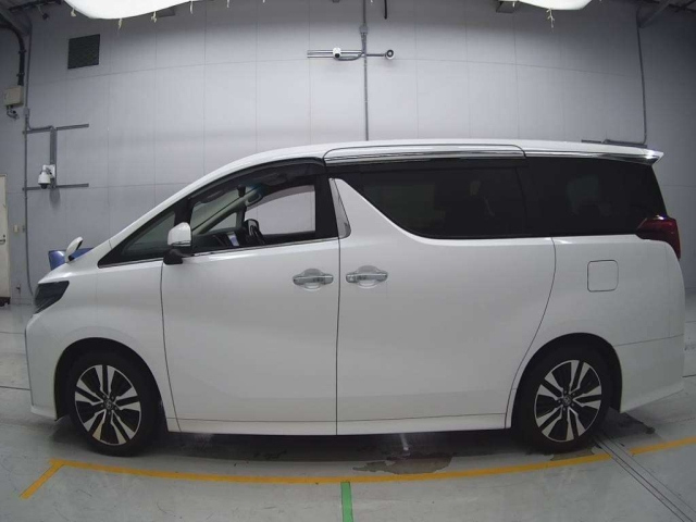 TOYOTA ALPHARD 2021