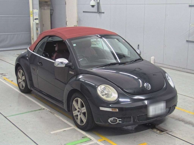 VOLKSWAGEN NEW BEETLE 2009