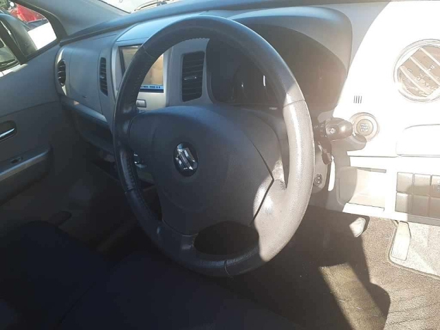 SUZUKI WAGON R 2011
