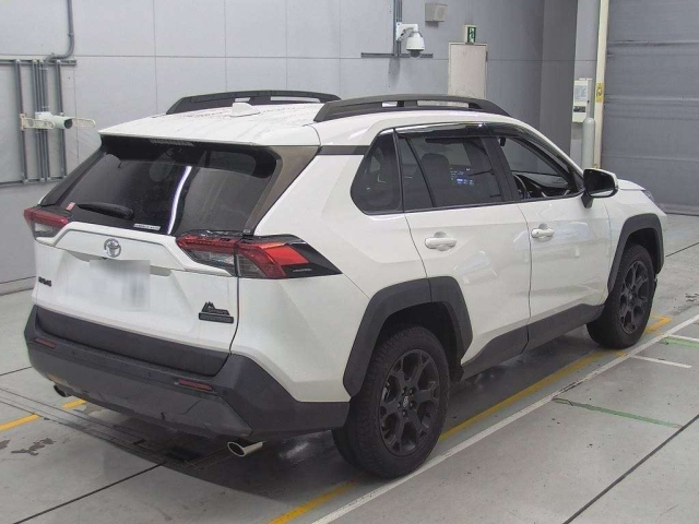 TOYOTA RAV4 2021
