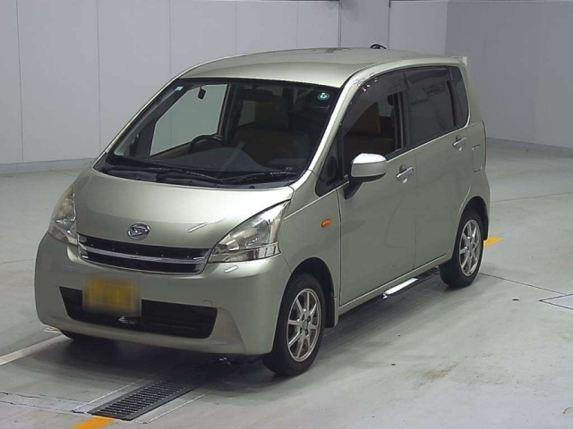 DAIHATSU MOVE 2011